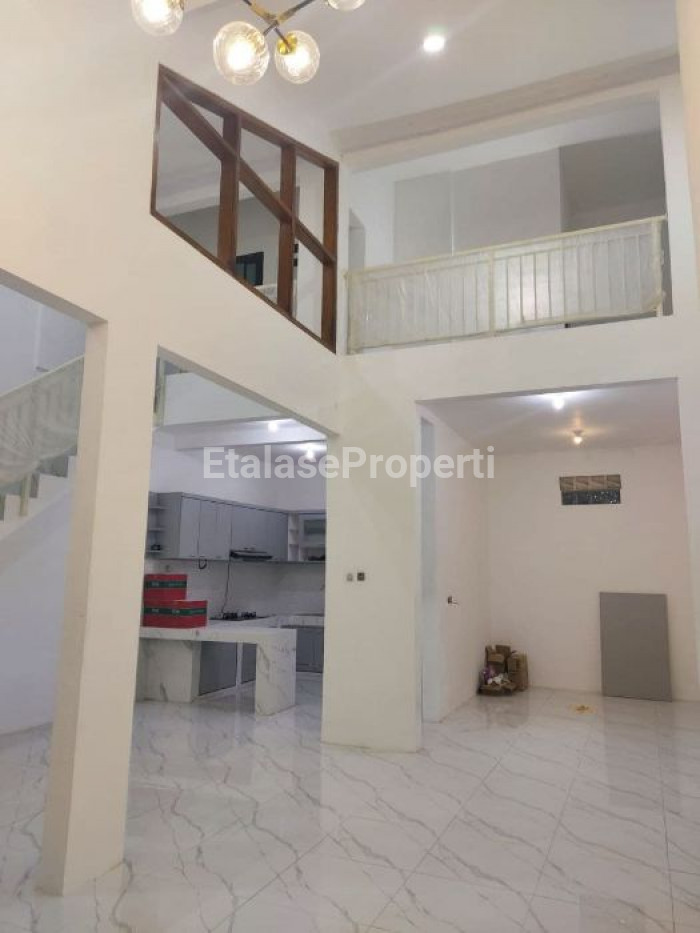 Foto properti Dijual Rumah Siap Huni Cluster Duku Pondok Tjandra Indah Waru Sidoarjo 9