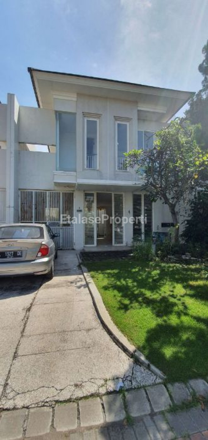 Foto properti Disewakan Rumah Dilong Beach Pakuwon City 2