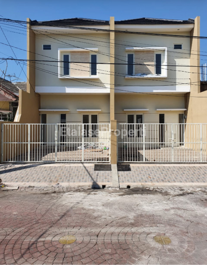 Foto properti Rumah Sby Selatan Baru Gress, Siap Huni (tan Lina) 1