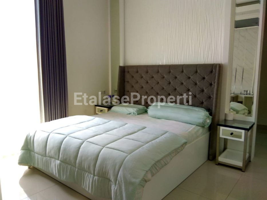 Foto properti Rumah Baru Gress. Semi Furnish (tan Lina) 4