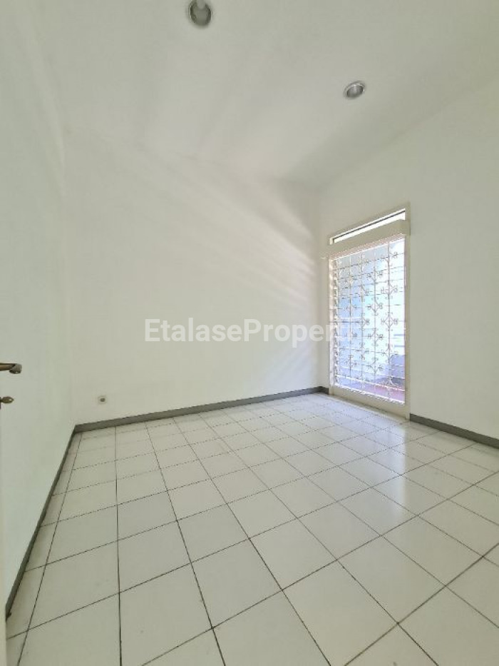 Foto properti Rumah Usaha Ruko  Ngagel Jaya Utara LEBAR 14 3