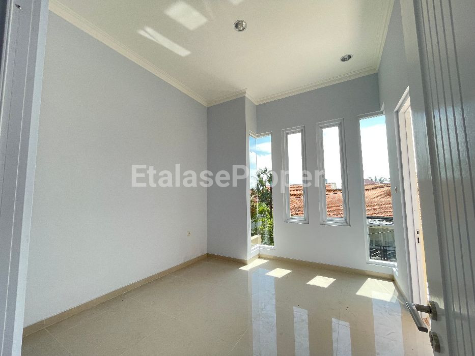 Foto properti Dijual Rumah Minimalis 2 Lantai Penjaringan Asri Rungkut Surabaya 5