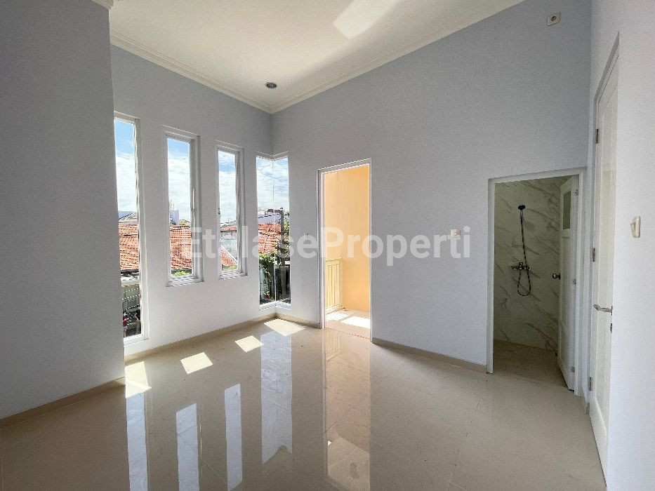 Foto properti Dijual Rumah Minimalis 2 Lantai Penjaringan Asri Rungkut Surabaya 6