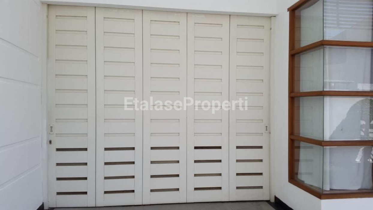 Foto properti Dijual Rumah Siap Huni Kondisi Sipp Di Dharmahusada Indah 7