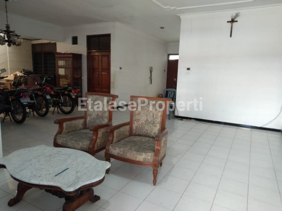 Foto properti Dijual Rumah Tenggilis Mejoyo Surabaya Selatan Dkt Kendangsari Panjang Jiwo 6