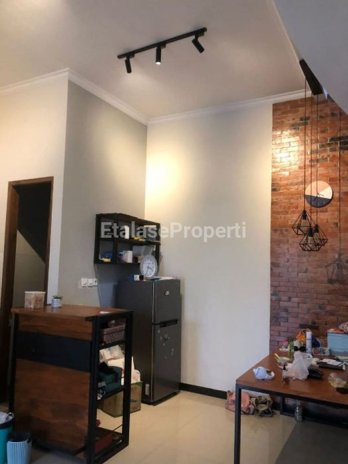 Foto properti Dijual Rumah Siap Huni Posisi Hook Wisma Kedung Asem Indah MERR Surabaya Timur Dkt Rungkut 10