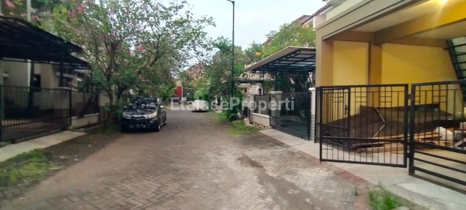 Foto properti Central Park 3BR Renov 4