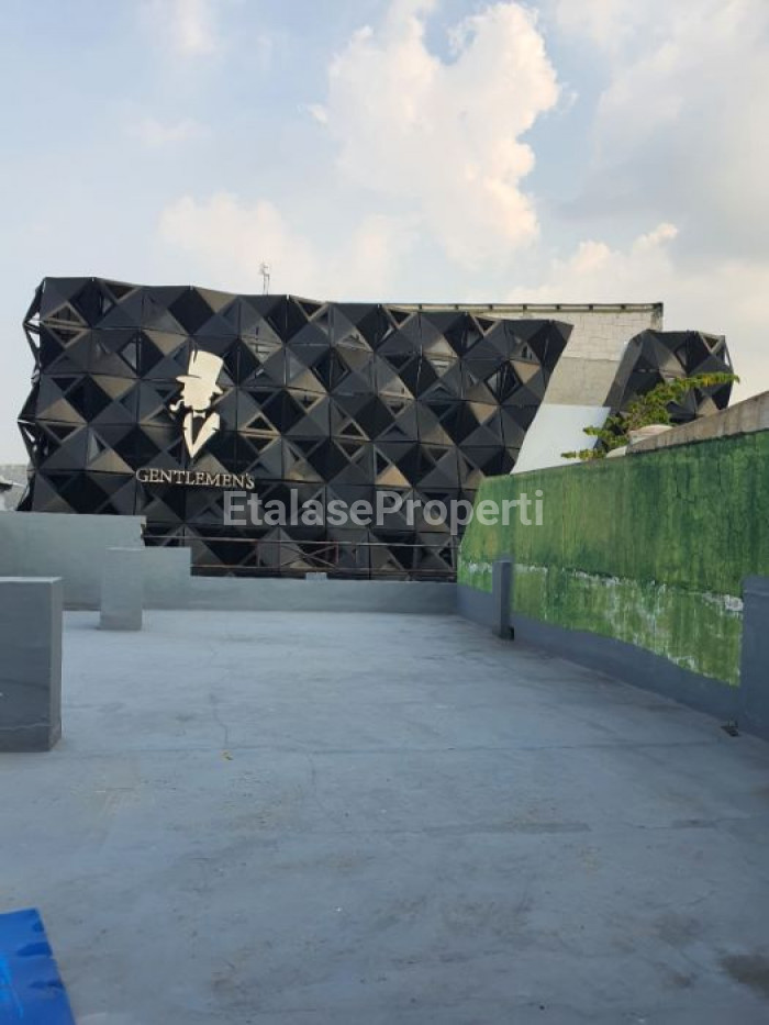 Foto properti Ruko 3,5 Lantai Siap Pakai Komersial Area Komplek Ruko RMI Ngagel Jaya Selatan Surabaya Timur 7