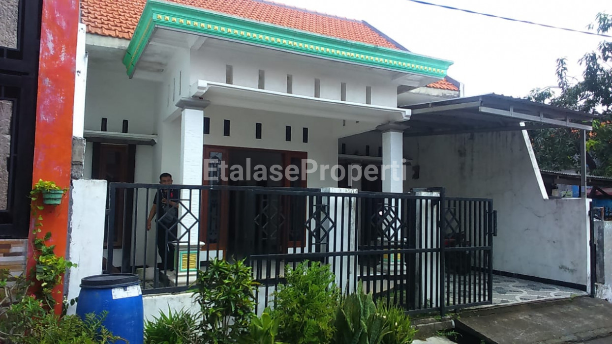 Foto properti JUAL RUMAH SIAP HUNI BERLOKASI DI JL JAMBANGAN, SURABAYA SELATAN 1