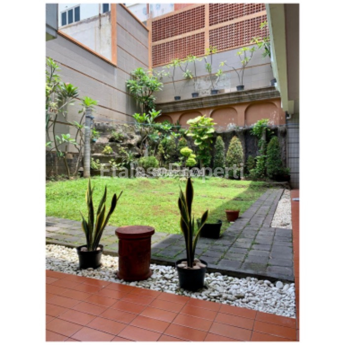 Foto properti Dijual Cepat Rumah Siap Pakai, Lokasi Strategis Pusat Kota Surabaya 0 Jalan Raya Ambengan. 8