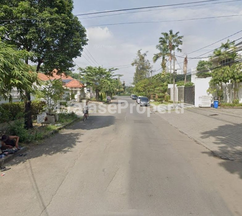 Foto properti Disewakan Rumah Tengah Kota Jln Wr Soepratman, Cocok Untuk Rumah Tinggal Atau Ruang Usaha 3