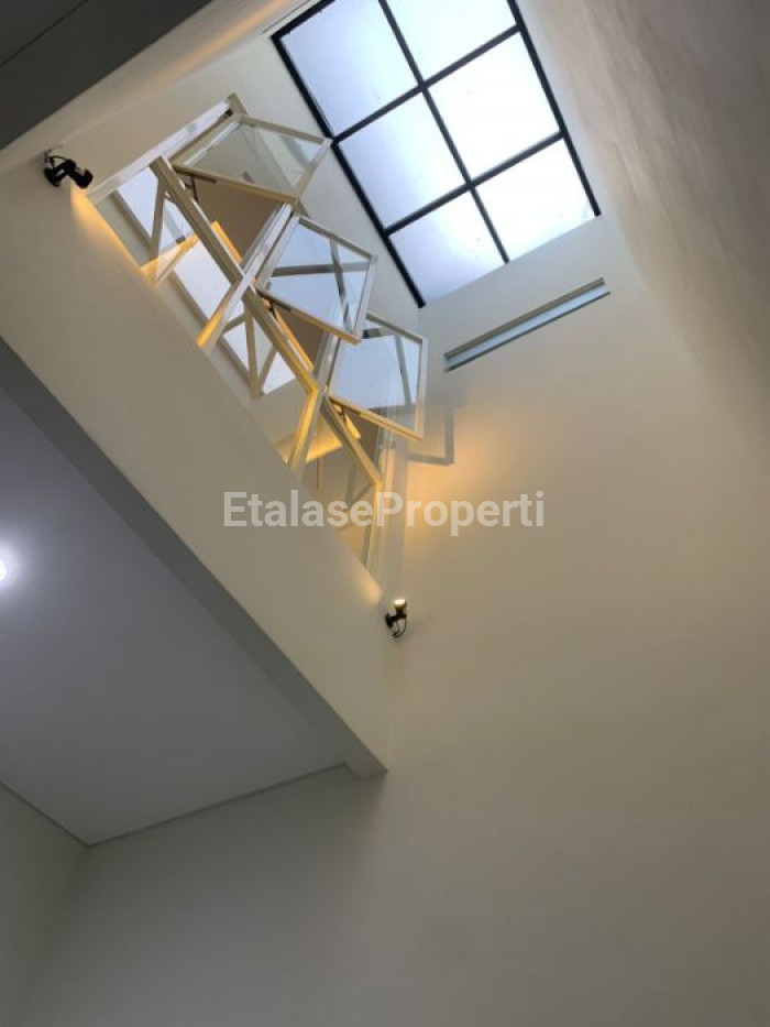 Foto properti New Gress Minimalis Jemursary Regency 5