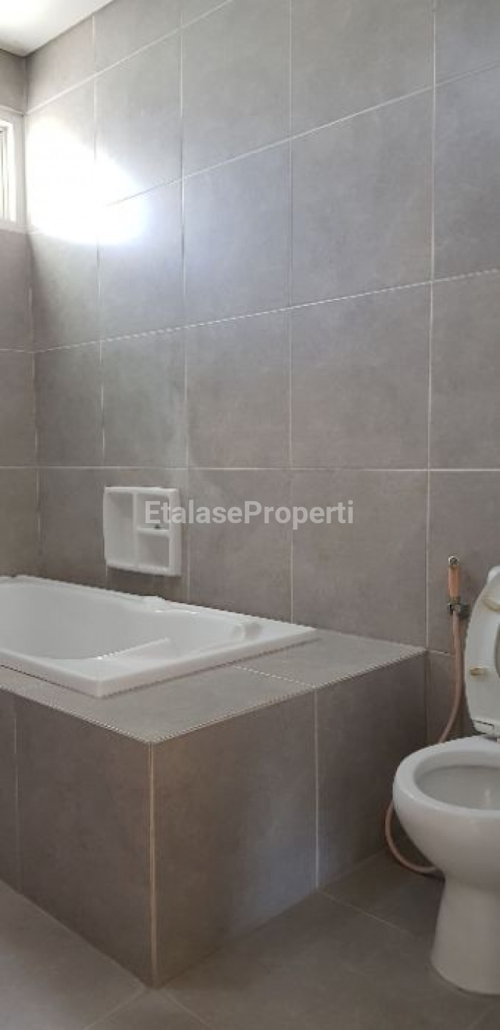Foto properti Jual Cepat Rumah Cluster LT. 400m² Di Royal Residence, Wiyung, Surabaya-Barat. 6