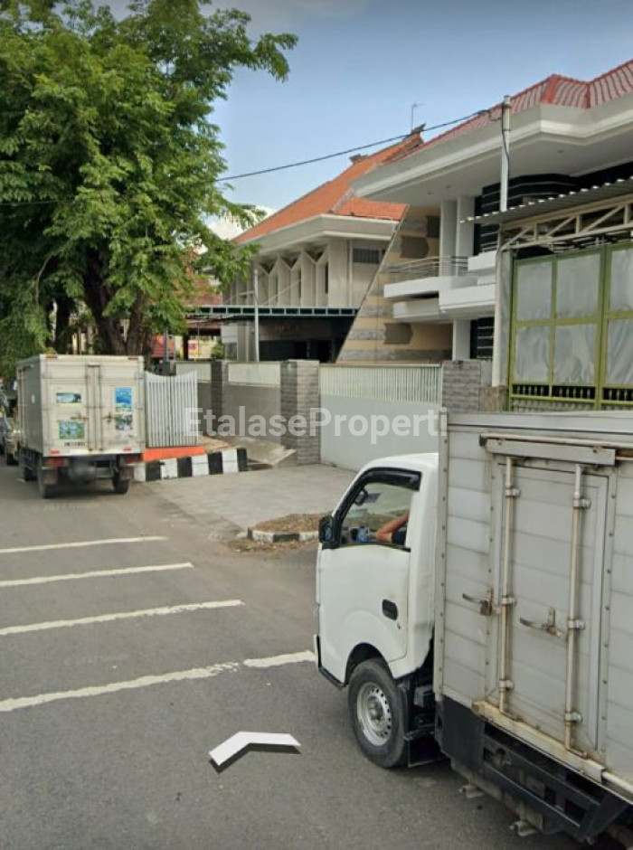 Foto properti ARGOPURO Rumah Di Pusat Kota 4