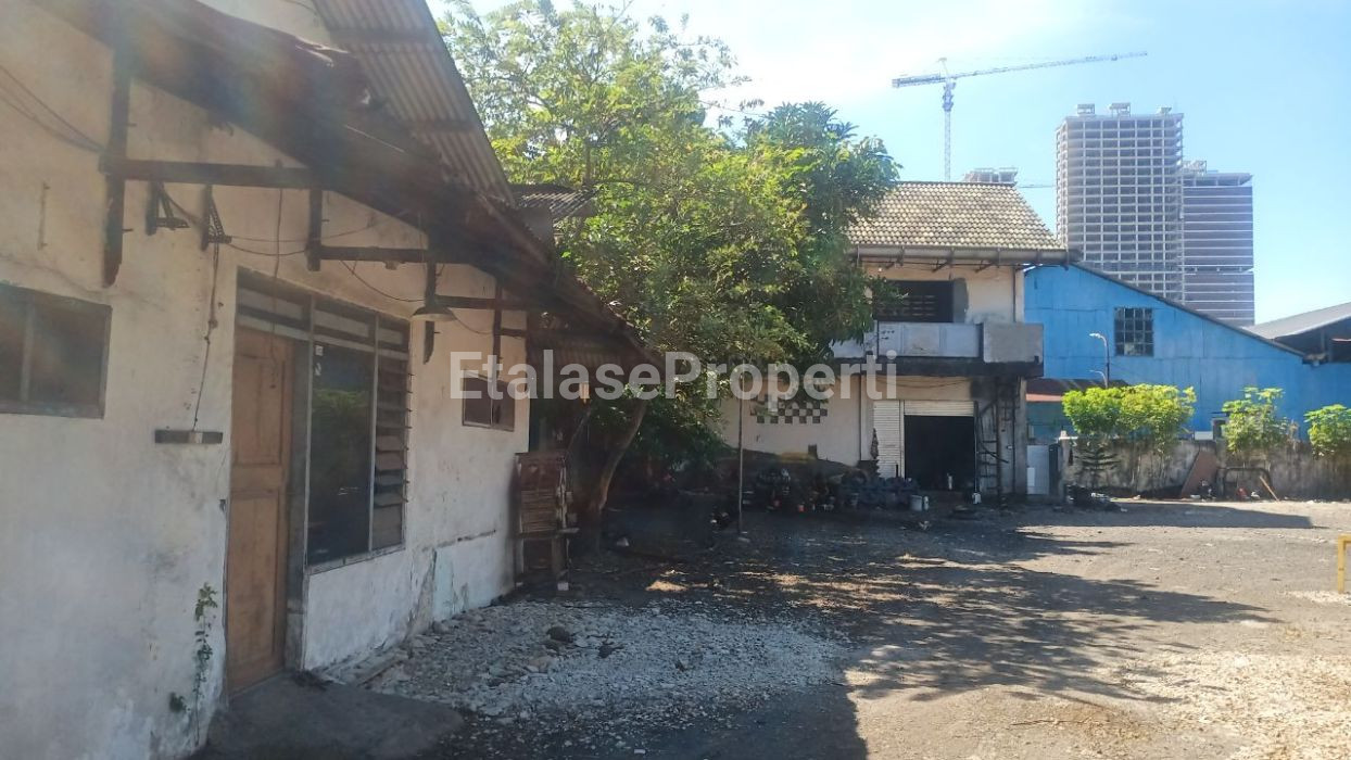 Foto properti Dijual Tanah Strategis 1