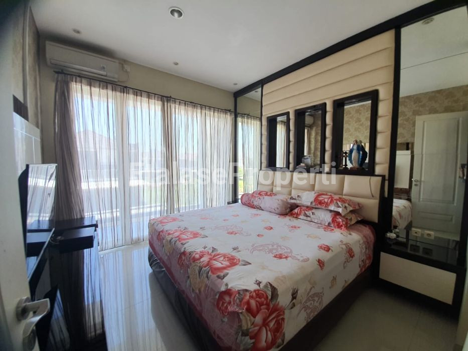 Foto properti Manyar Jaya 2lt Luas & Kokoh Bangunan 4