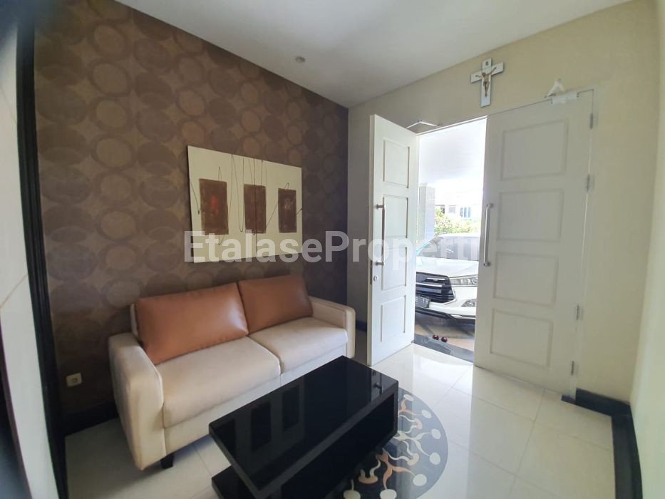 Foto properti Manyar Jaya 2lt Luas & Kokoh Bangunan 6