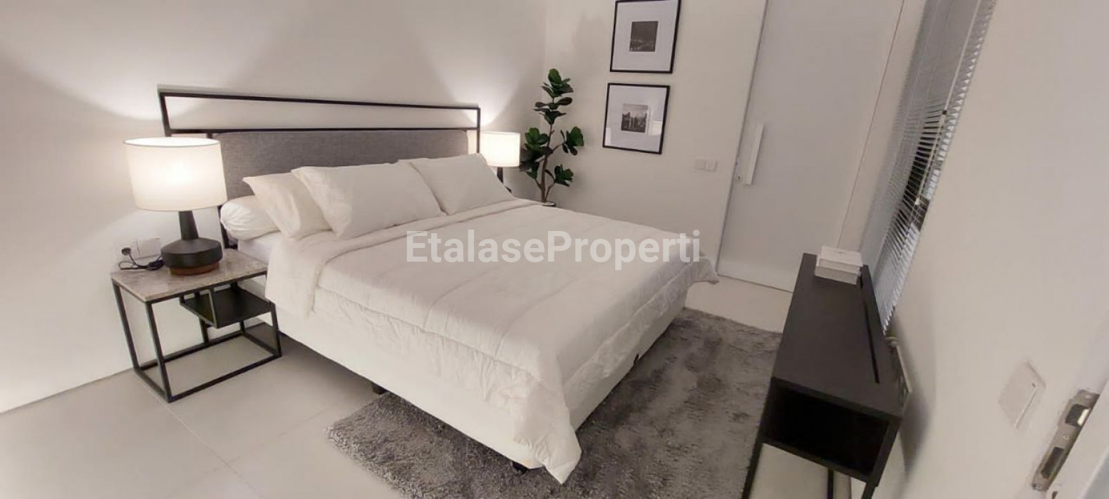 Foto properti Dijual Rumah Mewah Di Sutorejo Utara 6