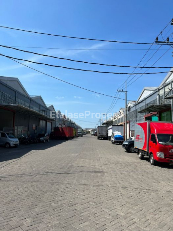 Foto properti Gudang Siap Pakai Di Pergudangan  Ritzgate Industrial Park Sidoarjo 2