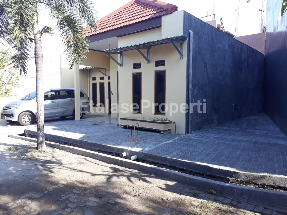 Foto properti Dijual Rumah Di Sekardangan Sidoarjo Ciamik Bagus 3