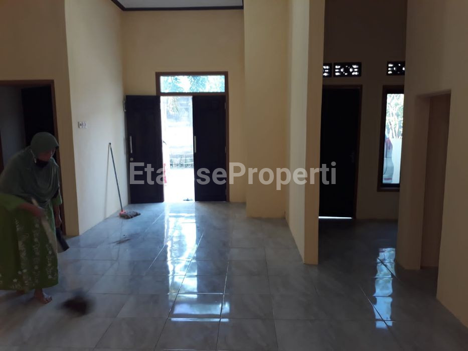 Foto properti Dijual Rumah Di Sekardangan Sidoarjo Ciamik Bagus 5