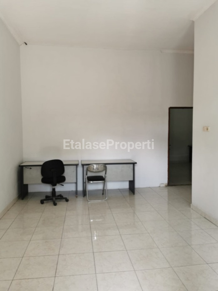 Foto properti Jual Rumah Kenjeran Lebak Jaya Cocok Untuk Kantor / Gudang 4