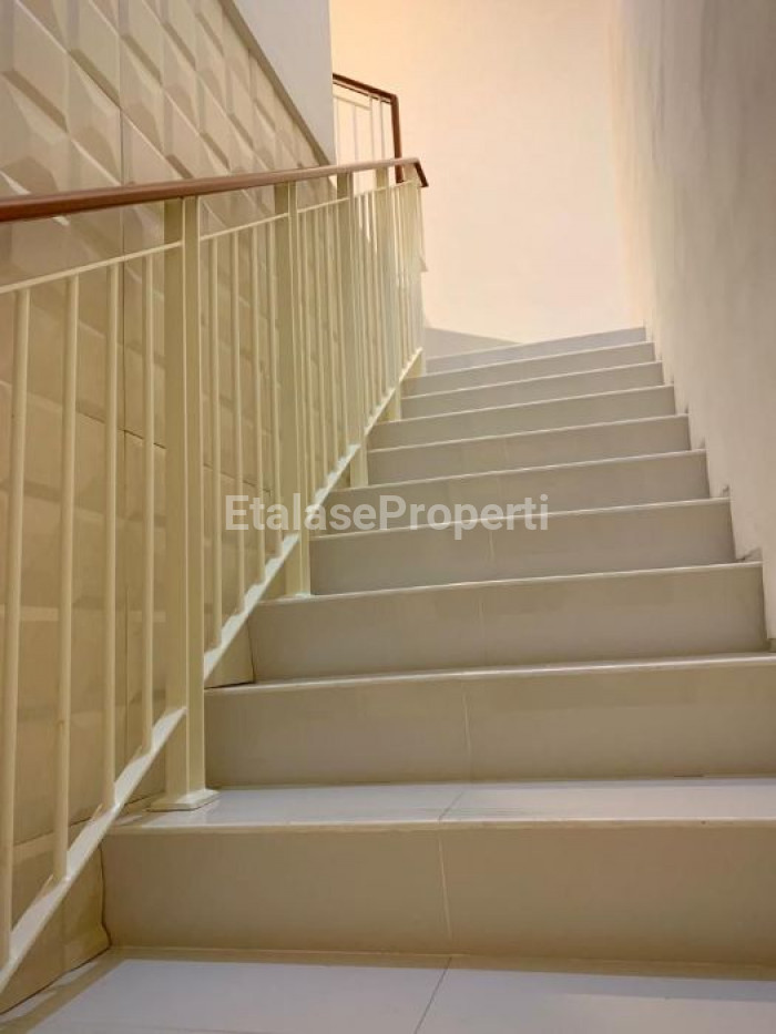 Foto properti Rumah Grand Island Mossel Pakuwon City Surabaya 10