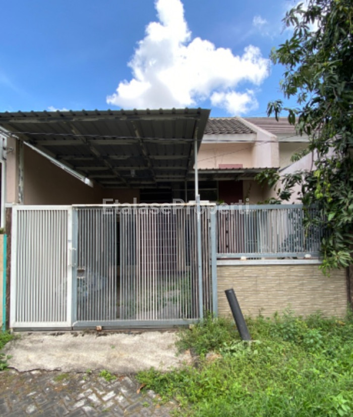 Foto properti Dijual Rumah Puri Safira Cluster De Armilla 2