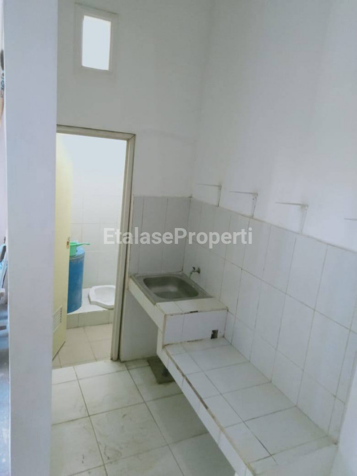 Foto properti Dijual Rumah Lebak Permai Surabaya Timur Hanya 650jt Row Jalan 2,5 Mobil 5