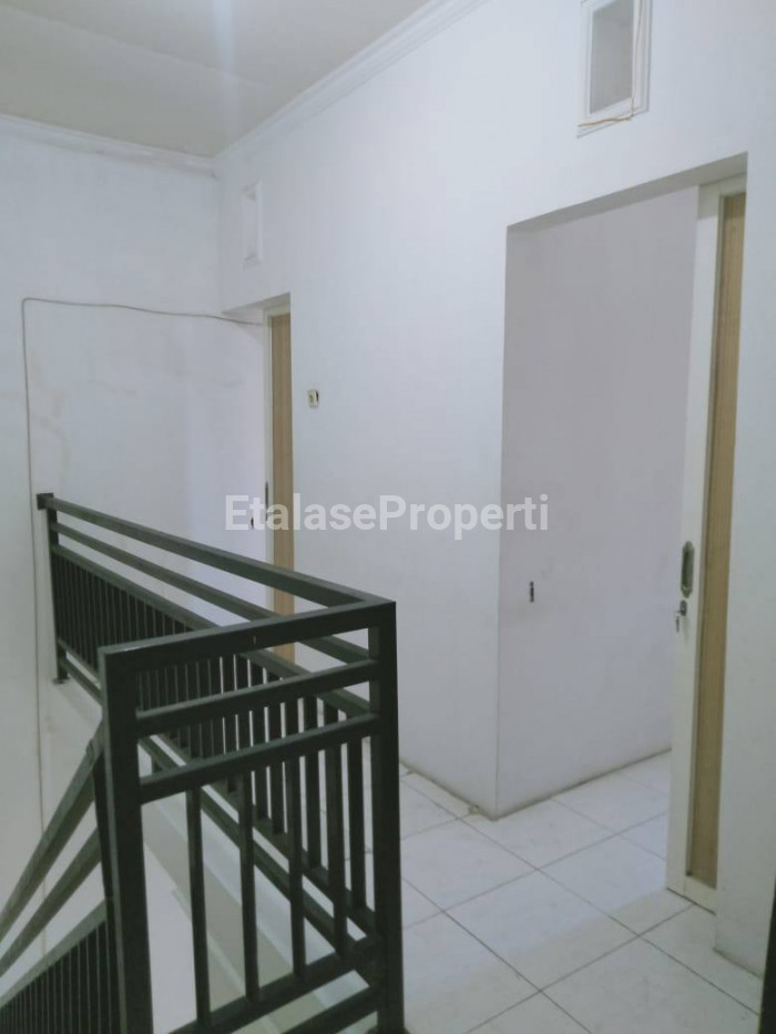 Foto properti Dijual Rumah Lebak Permai Surabaya Timur Hanya 650jt Row Jalan 2,5 Mobil 6