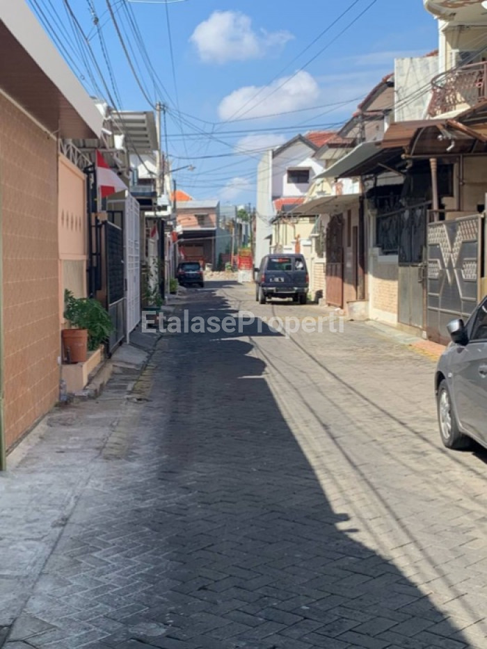 Foto properti Jual Cepat B.U Lebak Indah Regency Surabaya Timur 2
