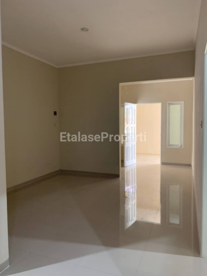 Foto properti Jual Cepat B.U Lebak Indah Regency Surabaya Timur 7