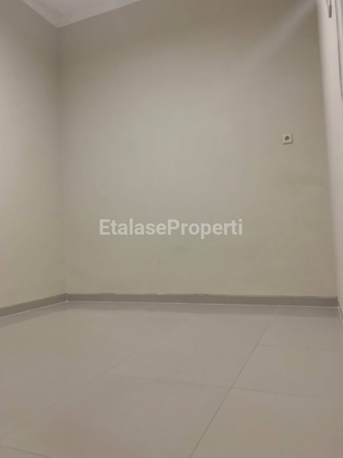 Foto properti Jual Cepat B.U Lebak Indah Regency Surabaya Timur 9