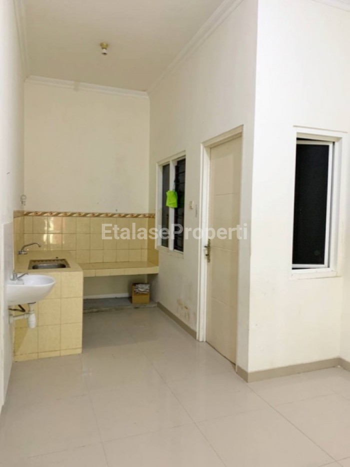 Foto properti Sewa Rumah Lebak Rejo Row Jalan 2,5 Mobil 10