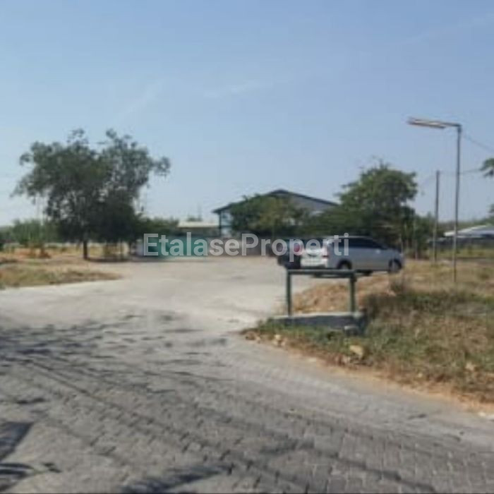 Foto properti Jual Cepat Tanah Area Pergudangan Dan Industri Di Kawasan Krikilan Legundi 1