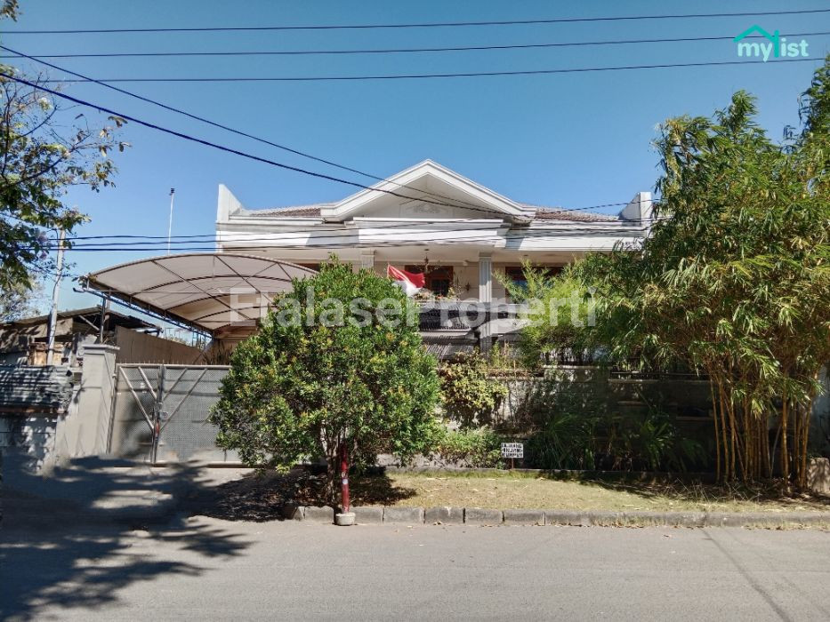 Foto properti Disewakan Rumah 2,5 Lt Siap Huni WR Supratman Surabaya 1