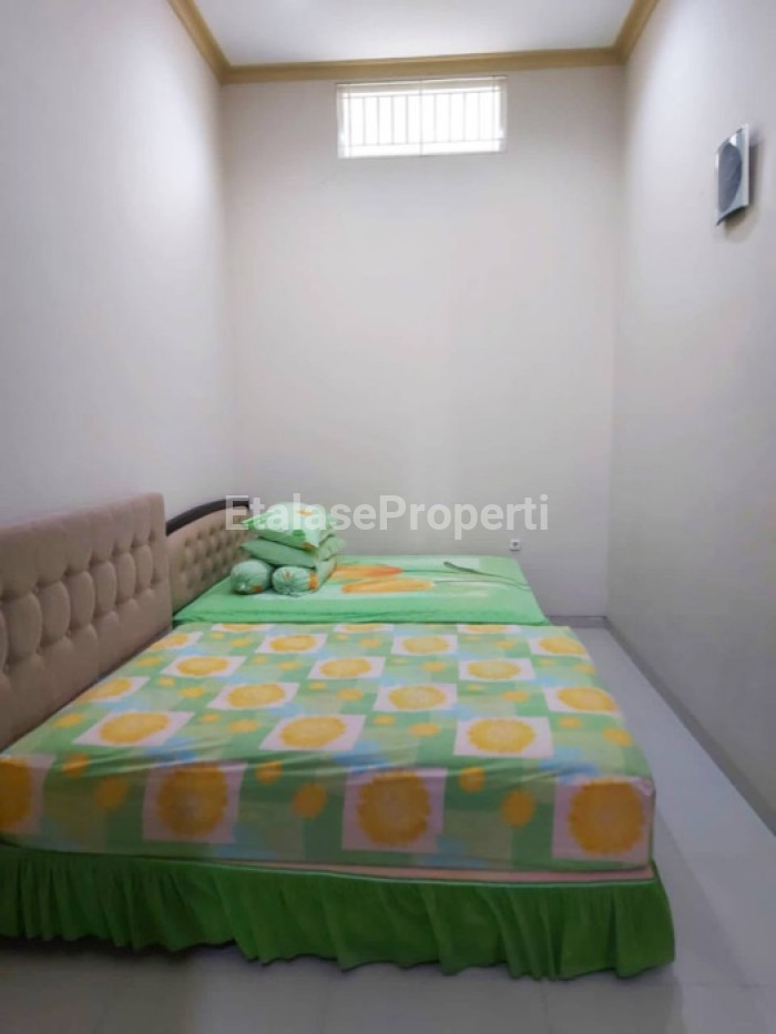 Foto properti Dijual Rumah Ploso Timur Row Jalan 2 Mobil 9