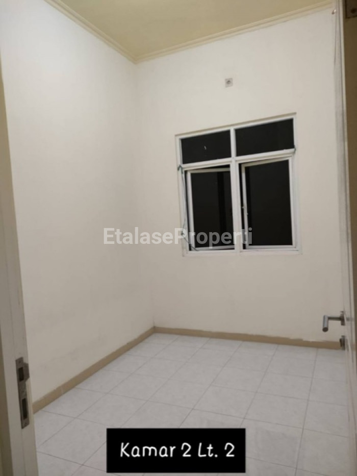 Foto properti Jual Rumah Lebak Jaya Dekat Galaxy Mall 10