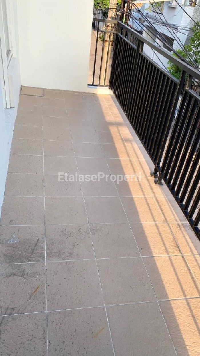 Foto properti Jual Rumah Lebak Arum Dekat Kalijudan 10