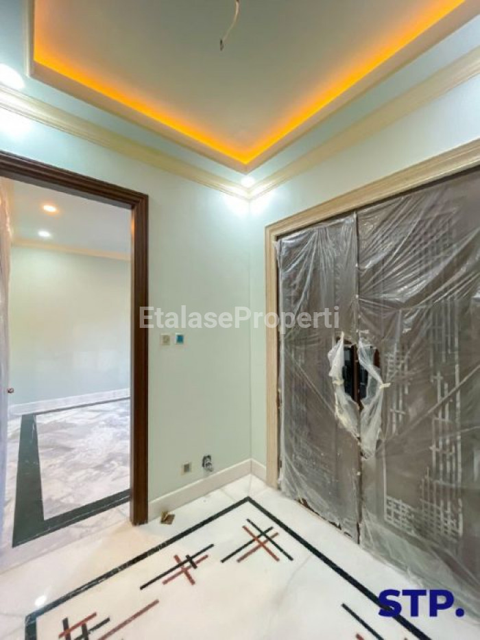 Foto properti Rumah Puri Galaxy Cluster Acacia Garden FULL MARMER 5