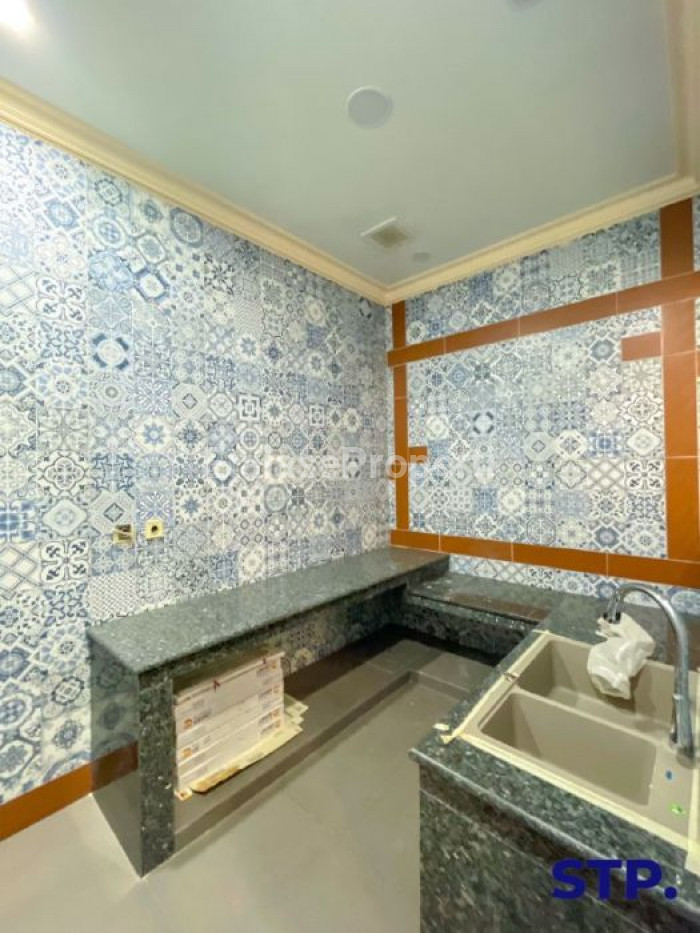 Foto properti Rumah Puri Galaxy Cluster Acacia Garden FULL MARMER 8