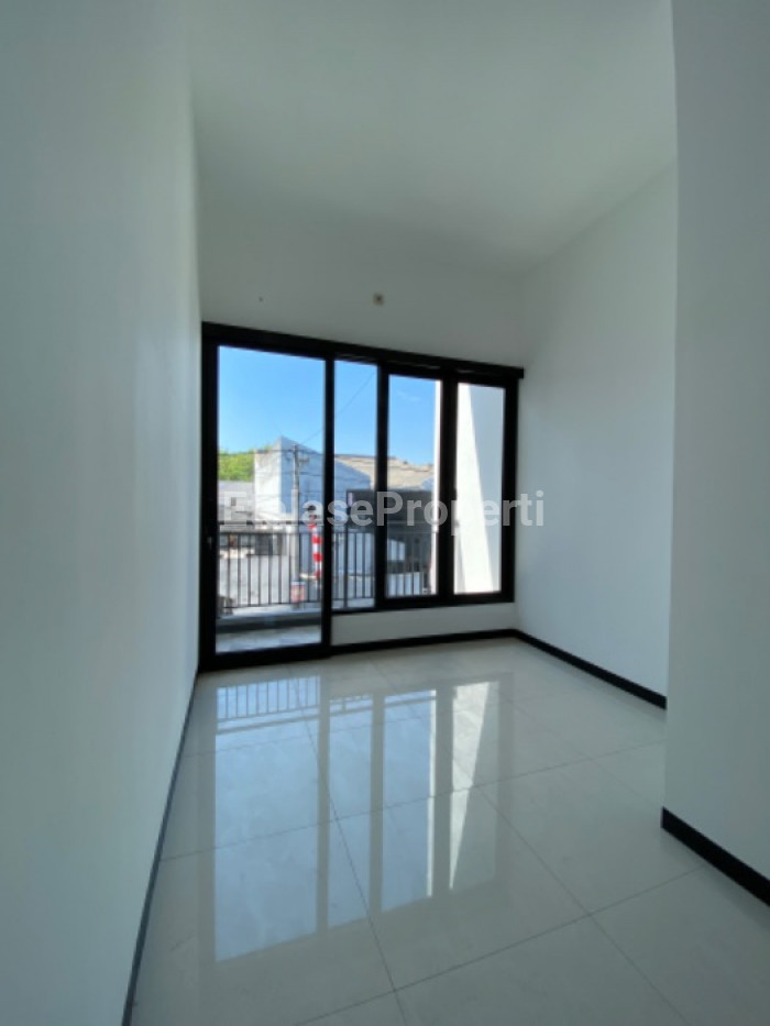 Foto properti Dijual Rumah Baru Lebak Timur 6