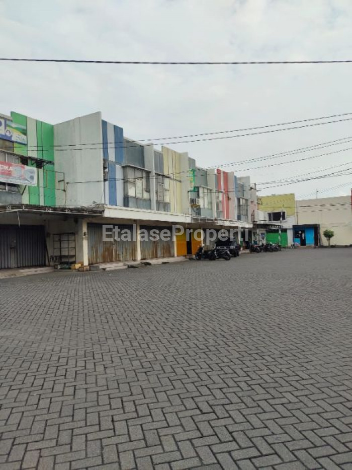 Foto properti Jual Ruko Dikompleks Pergudangan Tritan, Taman Sidoarjo 5