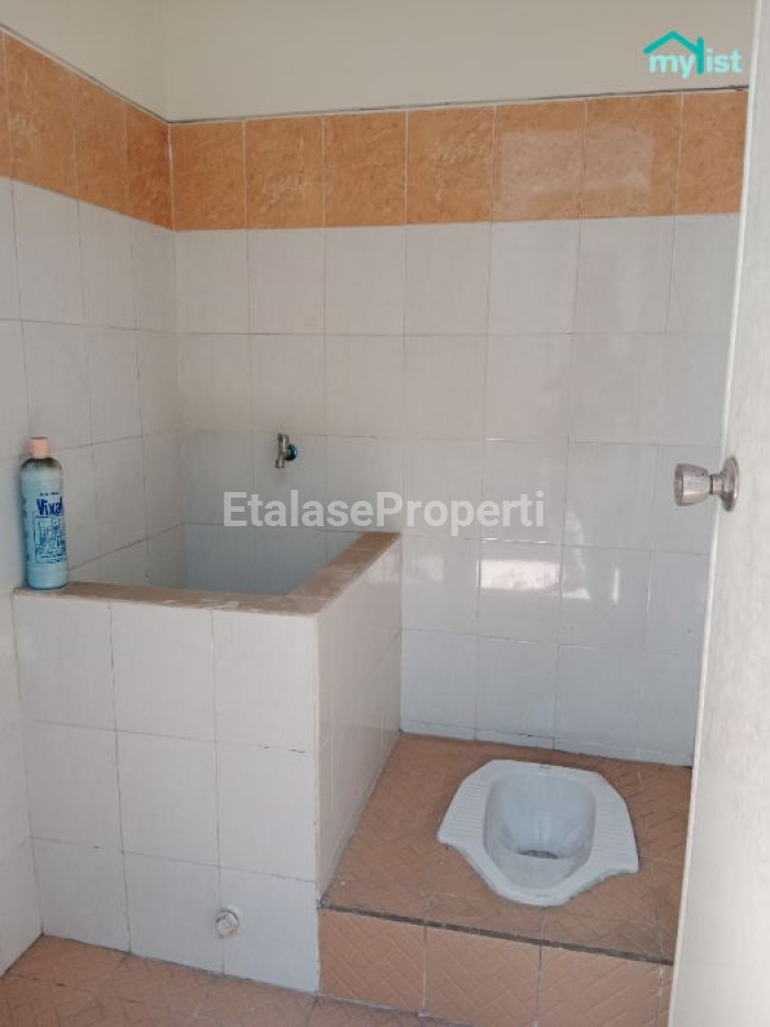 Foto properti Dijual Rumah Minimalis Siap Huni Taman Rivera Regency Rungkut 10