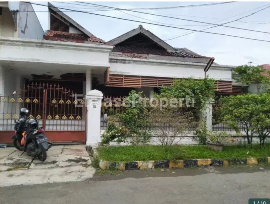Foto properti RUMAH LOKASI STRATEGIS & SIAP HUNI DI SURABAYA BARAT 1