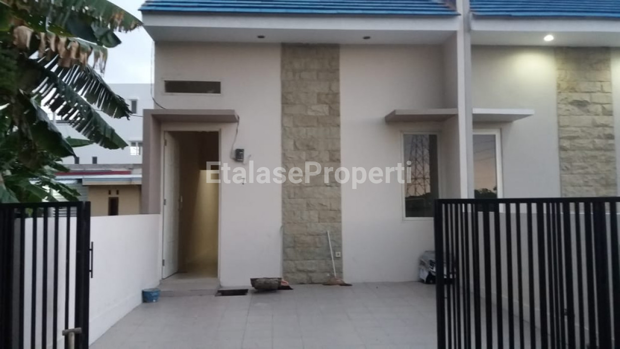 Foto properti Jual Rumah Balas Klumprit, Wiyung 2