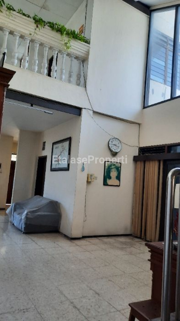 Foto properti Jual Rumah Manyar Kertoarjo, Surabaya Kota 2