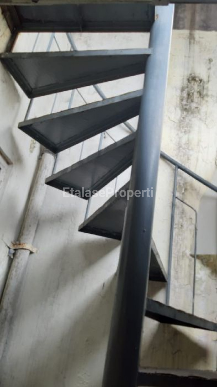Foto properti Jual Rumah Perum Wiguna, Surabay Timur 2