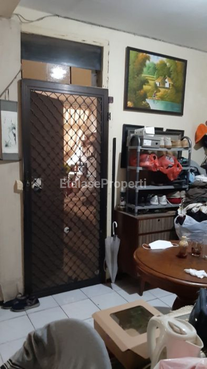 Foto properti Jual Rumah Perum Wiguna, Surabay Timur 9