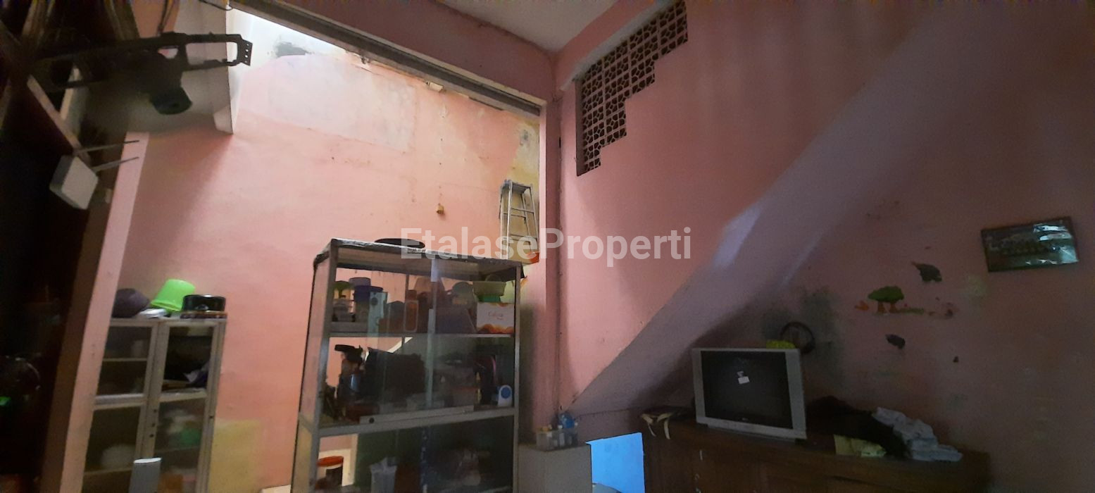 Foto properti Jual Cepat Rumah Pondok Benowo Indah, Surabaya Barat 2